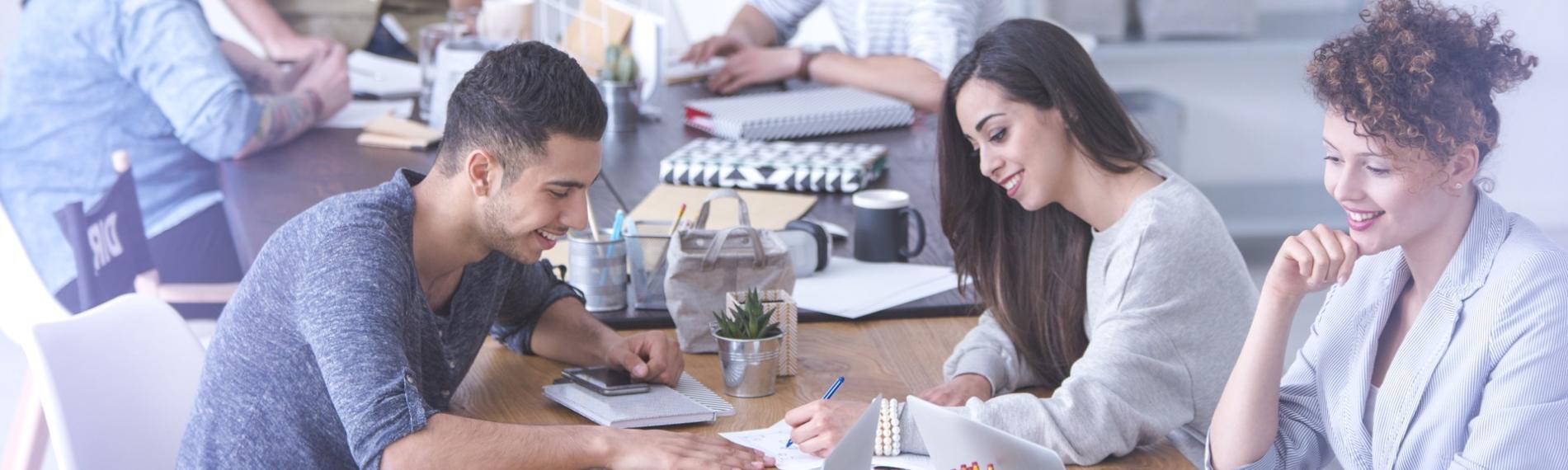 Plataforma digital accesible desde múltiples dispositivos